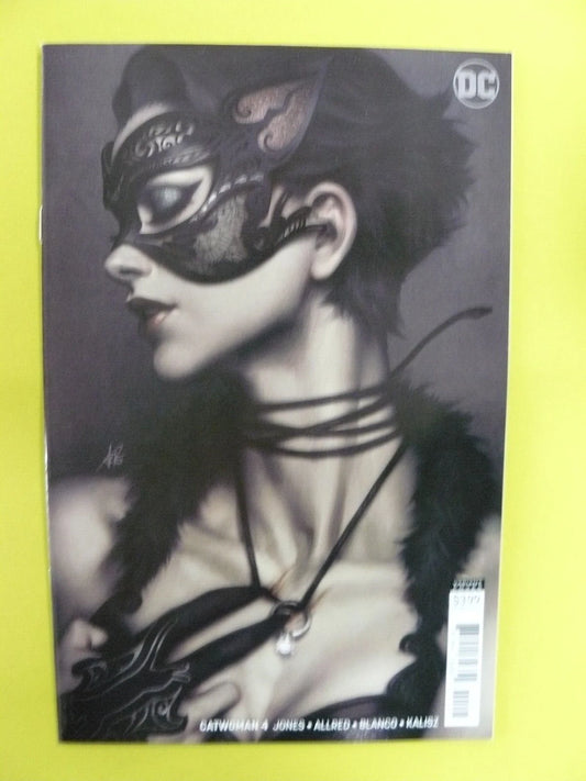 Catwoman #4